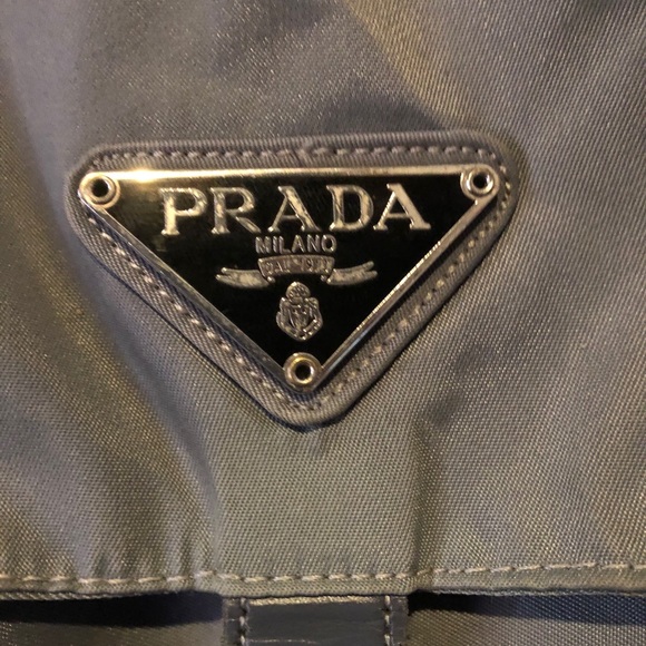 Prada bag - Picture 7 of 16